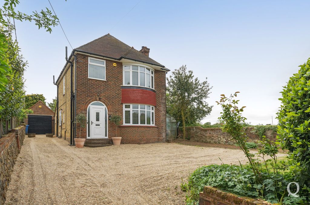 Property photo 1 of 24 A36De23d-65d0-48E...