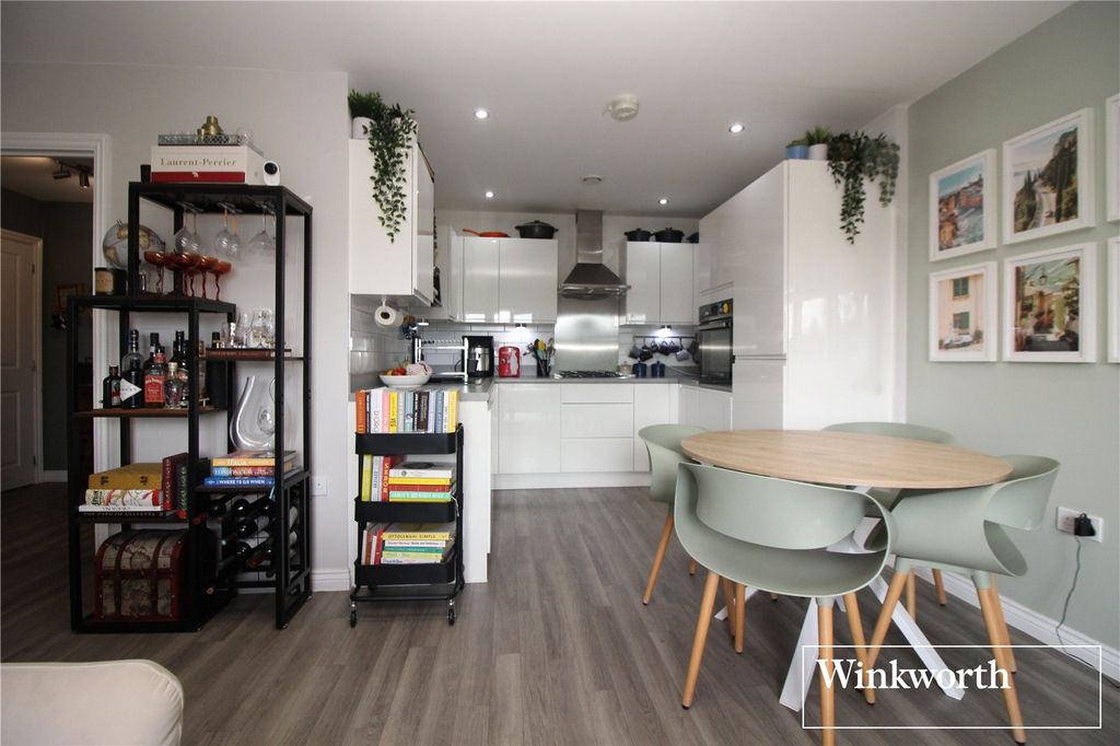 Property photo 2 of 17 Picture No. 07
