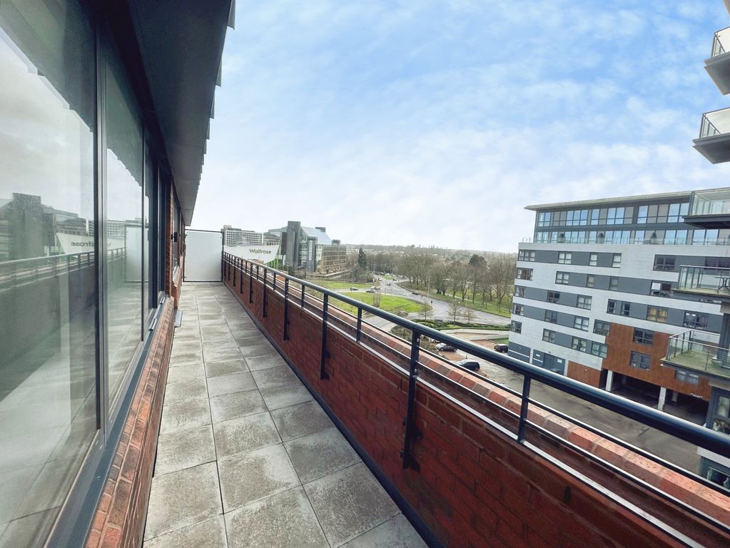 Property photo 1 of 7 Balcony