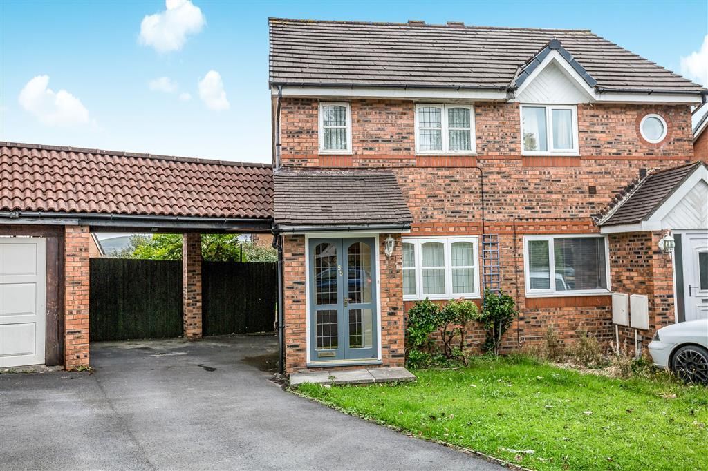 Property photo 2 of 9 Balcony