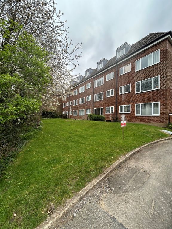 Property photo 2 of 8 Rear View