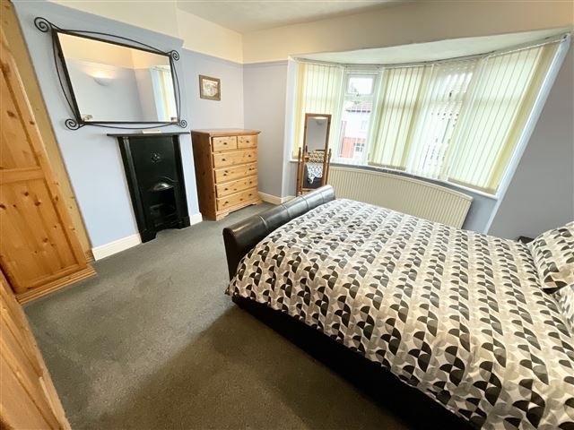 Property photo 2 of 14 Master Bedroom