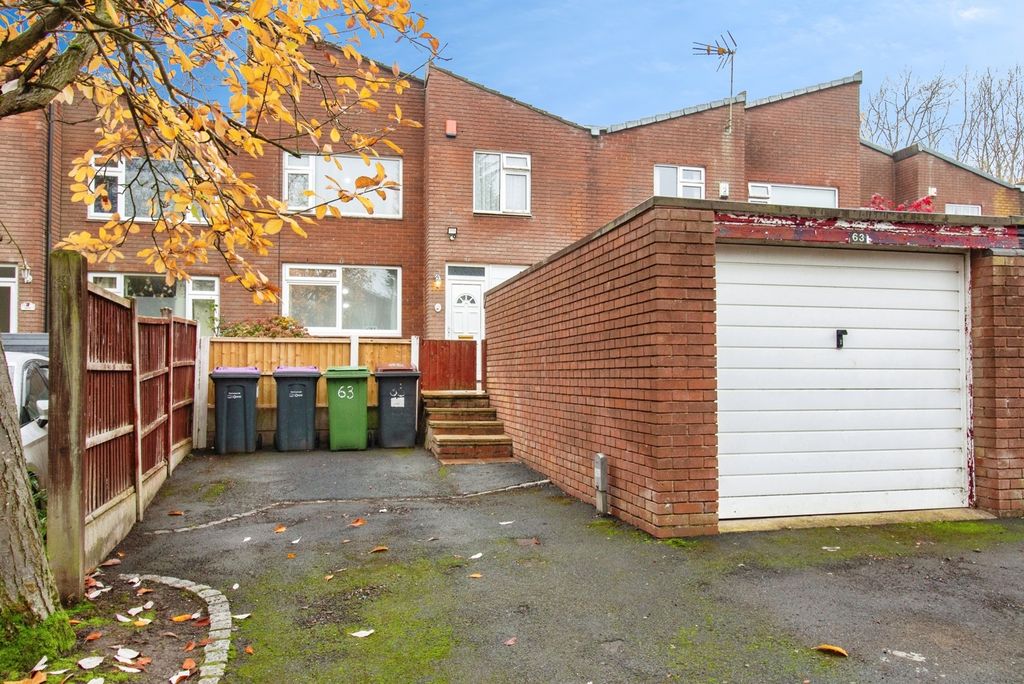 Property photo 1 of 12 Description