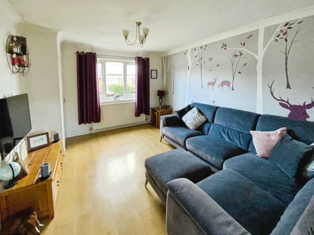 Property photo 2 of 7 Photo #2