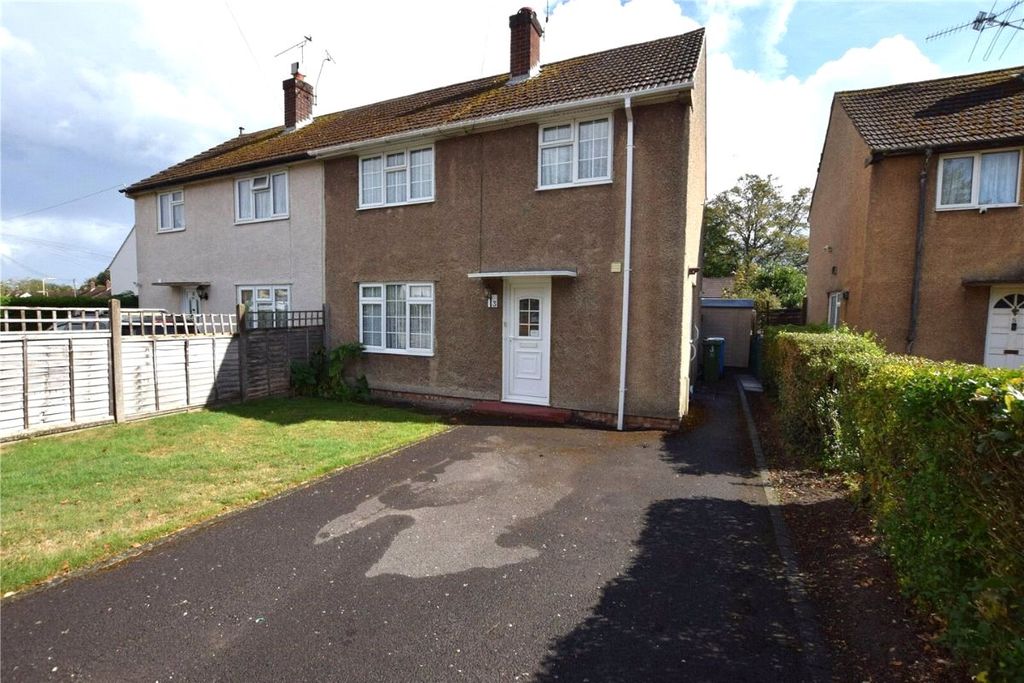 Property photo 1 of 17 Picture No. 11