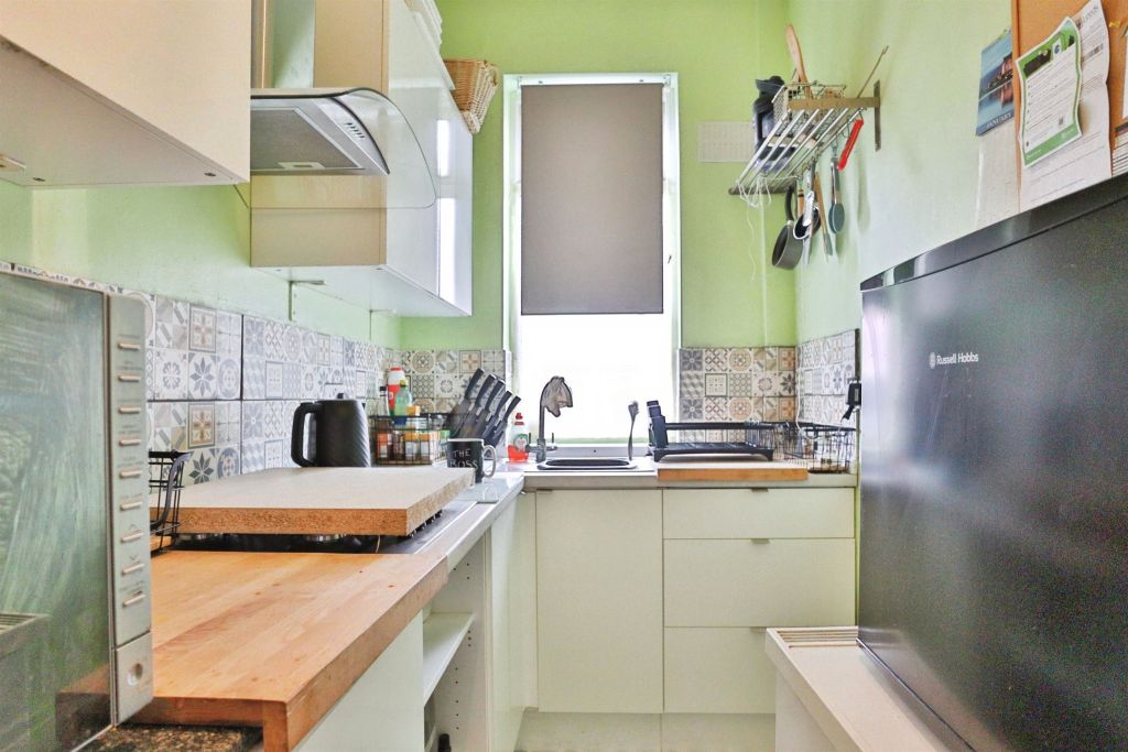 Property photo 3 of 8