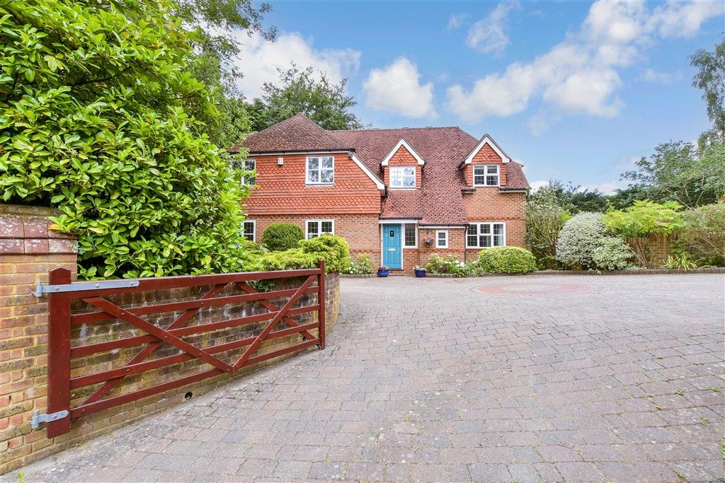 5 bed detached house for saleReigate Road, Leatherhead, Surrey KT22