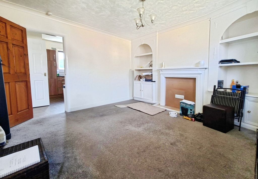 Property photo 3 of 9 Pbox-Img.Jpg