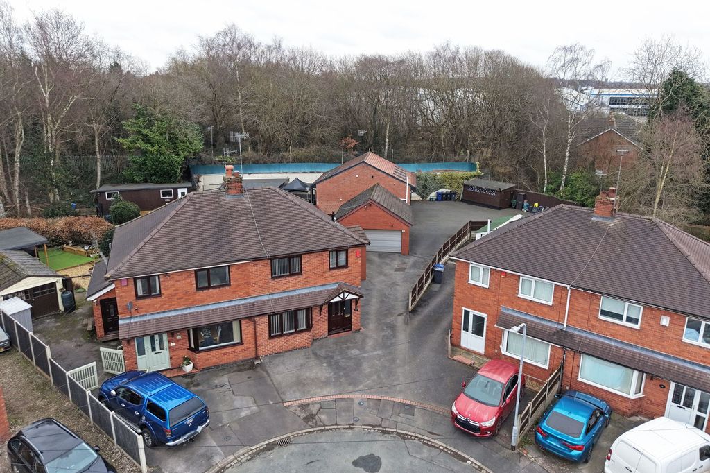 Property photo 1 of 55