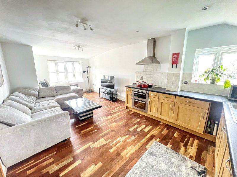 Property photo 1 of 17 Photo 30