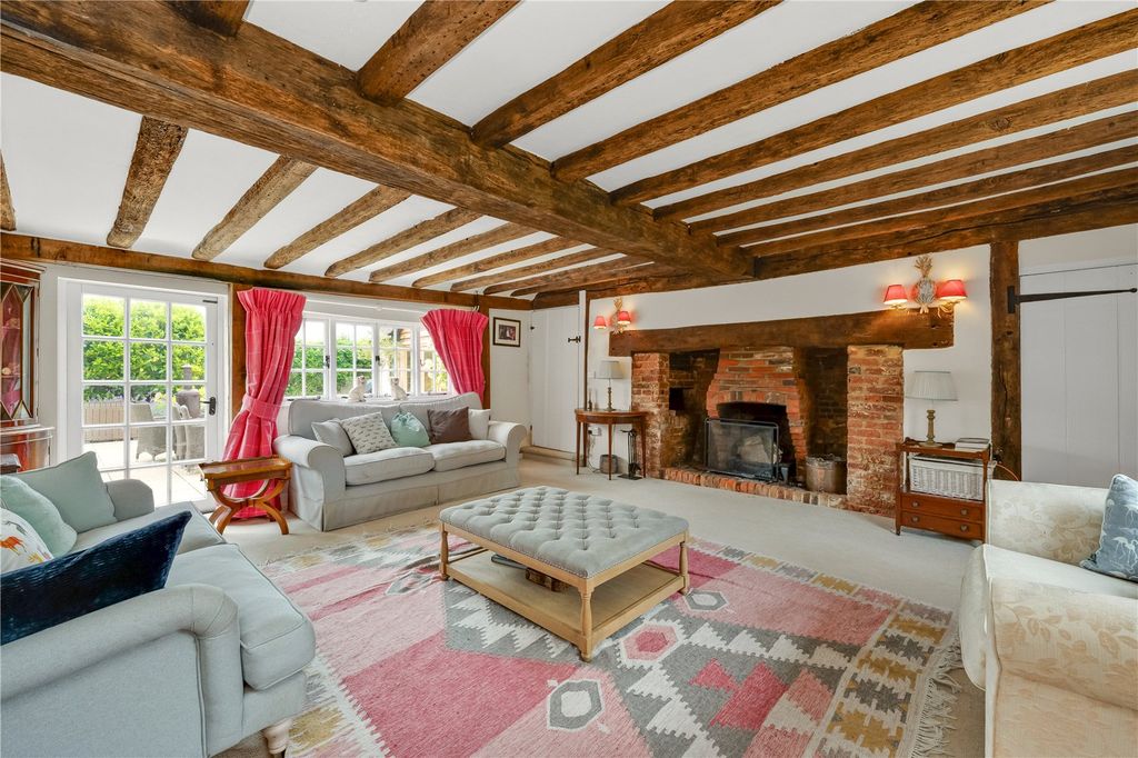 Property photo 3 of 19 Drawing Room