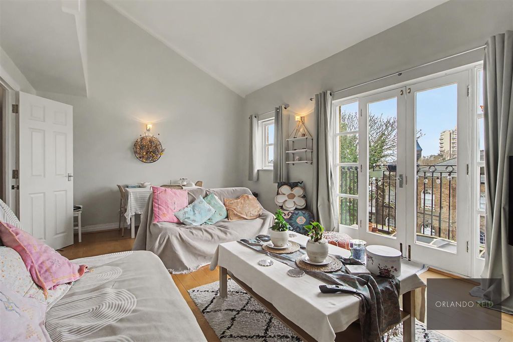 Property photo 2 of 11 Flat 38, 41 Draymans Court Sw9 9Qe-2.Jpg