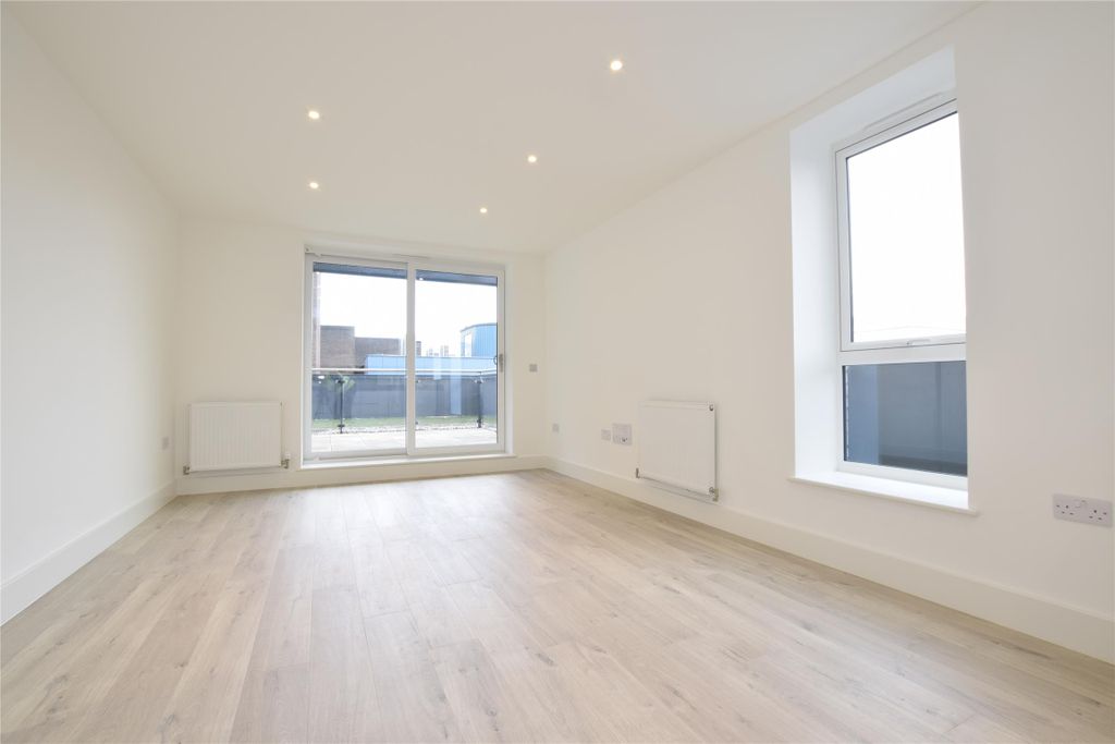 Property photo 2 of 12 Living Room