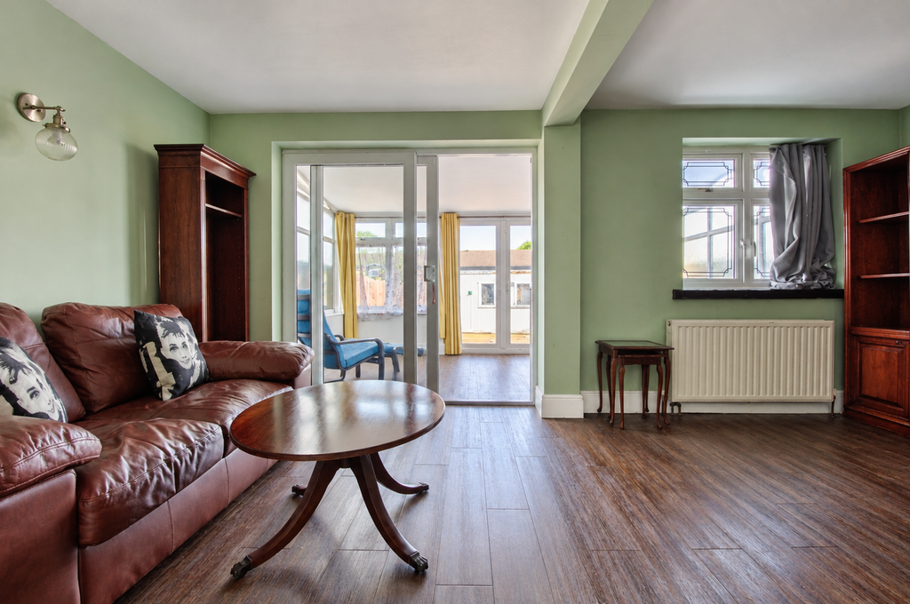 Property photo 3 of 11 32