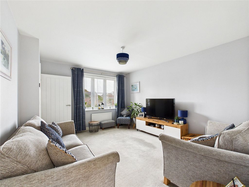 Property photo 3 of 18 3 - Picture No. 14