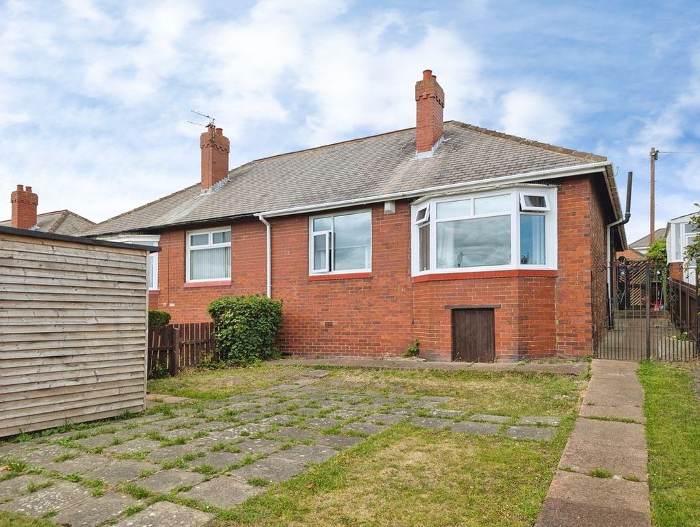Property photo 1 of 13 Photo 8