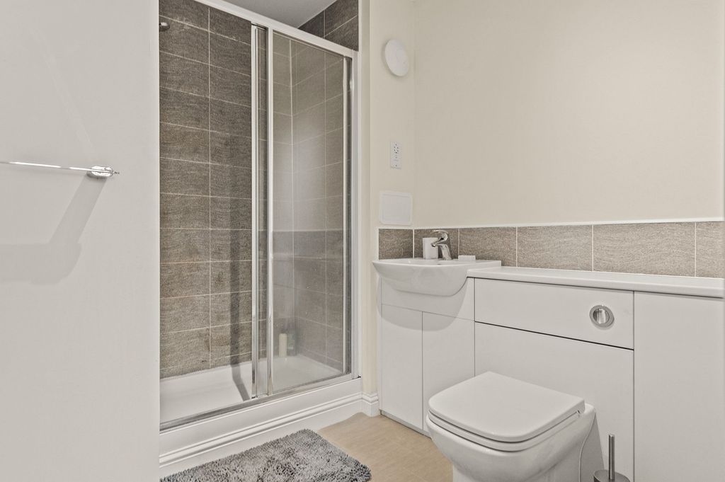 Additional image 13 of 2 bed flat for saleRollock Street, Stirling FK8