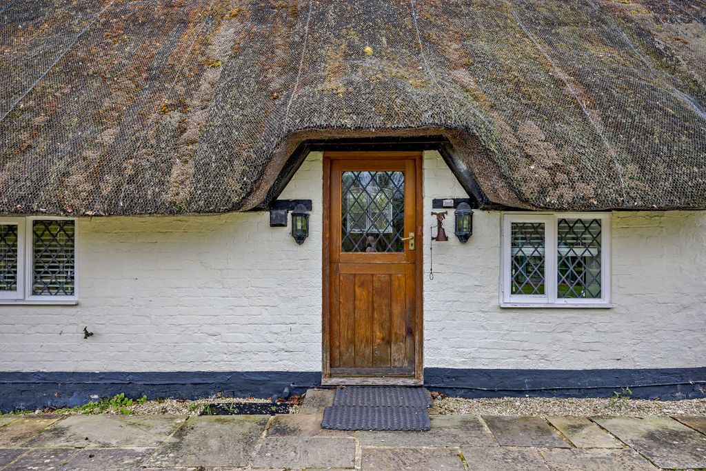 Property photo 2 of 24 Picture No. 28