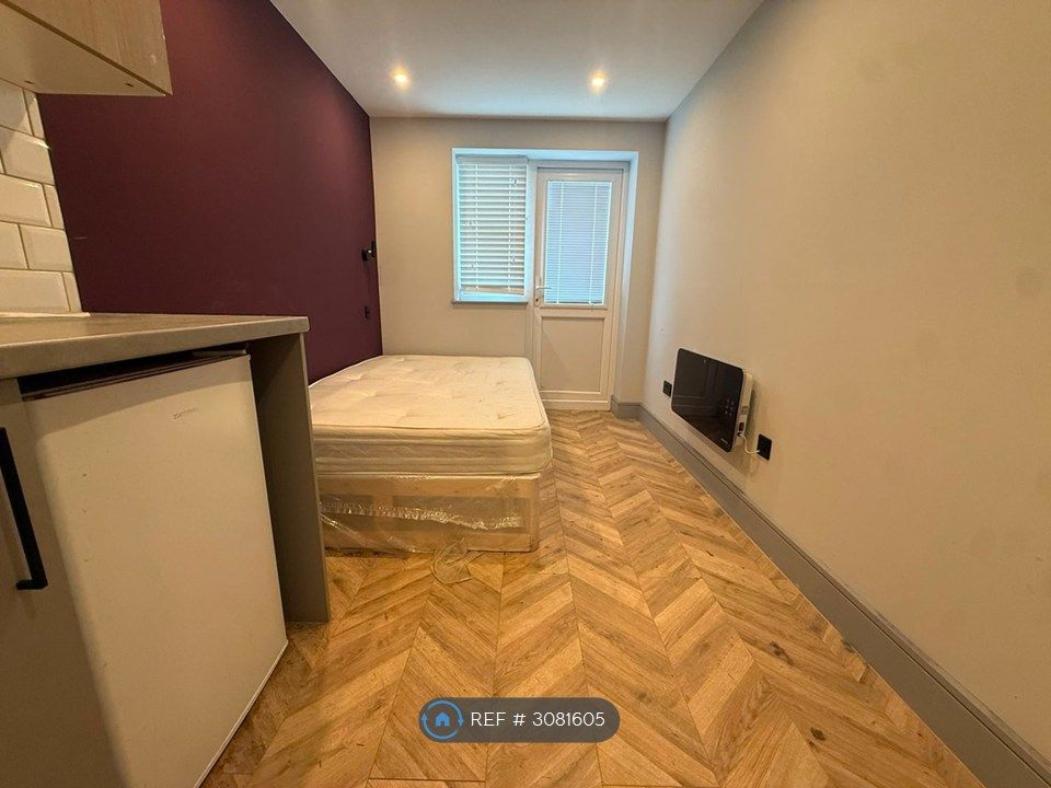 Property photo 1 of 4