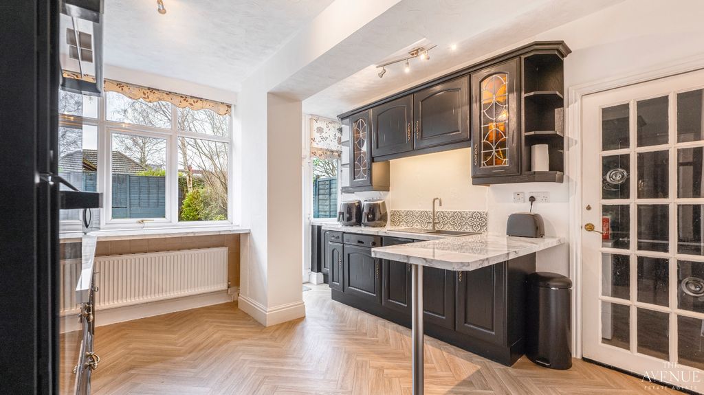 Property photo 3 of 27 4798333