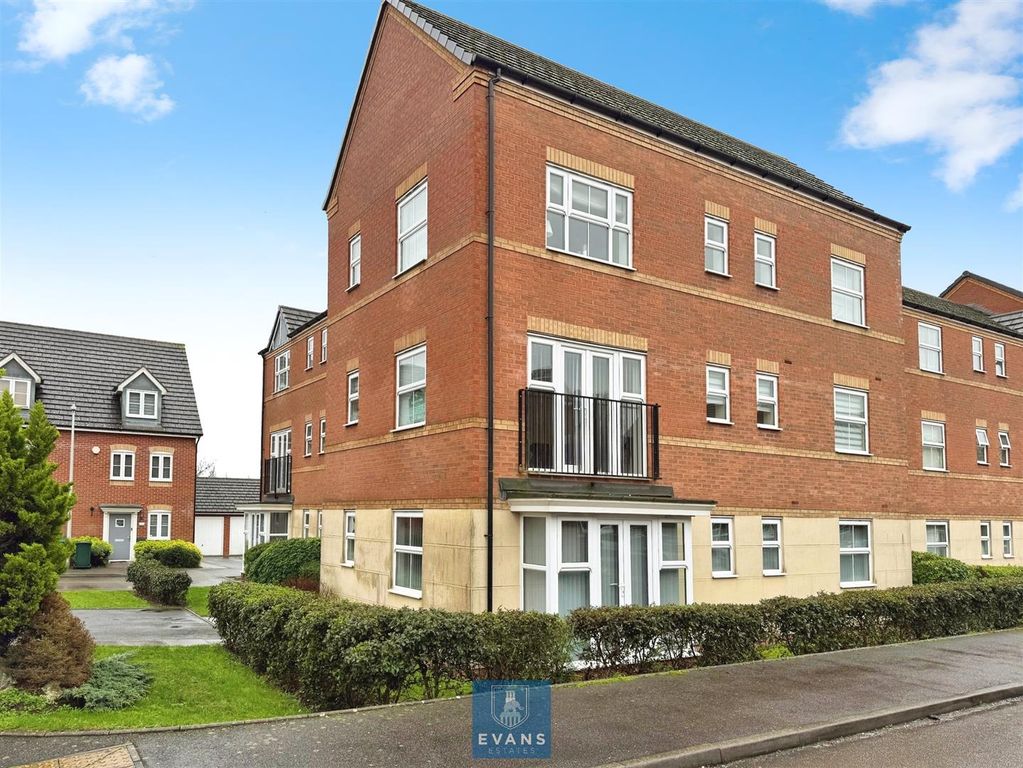 Property photo 1 of 11 Front