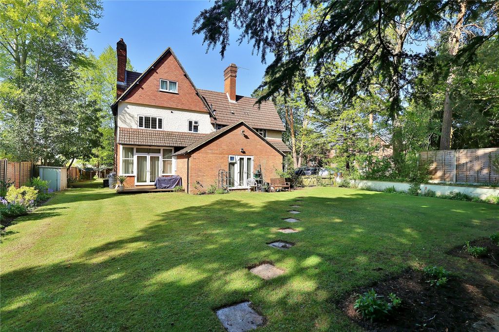 Property photo 1 of 15 Picture No. 05