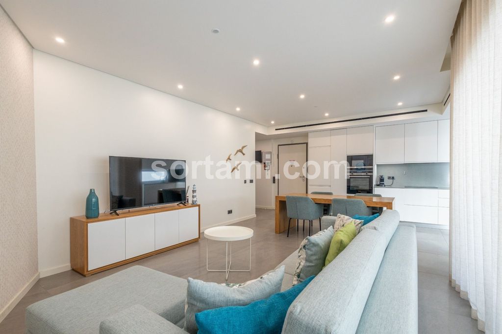 Property photo 1 of 30