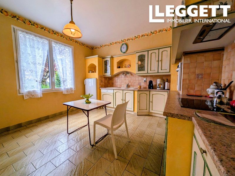 Property photo 3 of 10