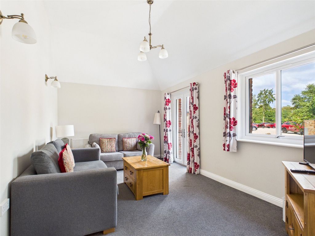 Property photo 3 of 12 Picture No. 03