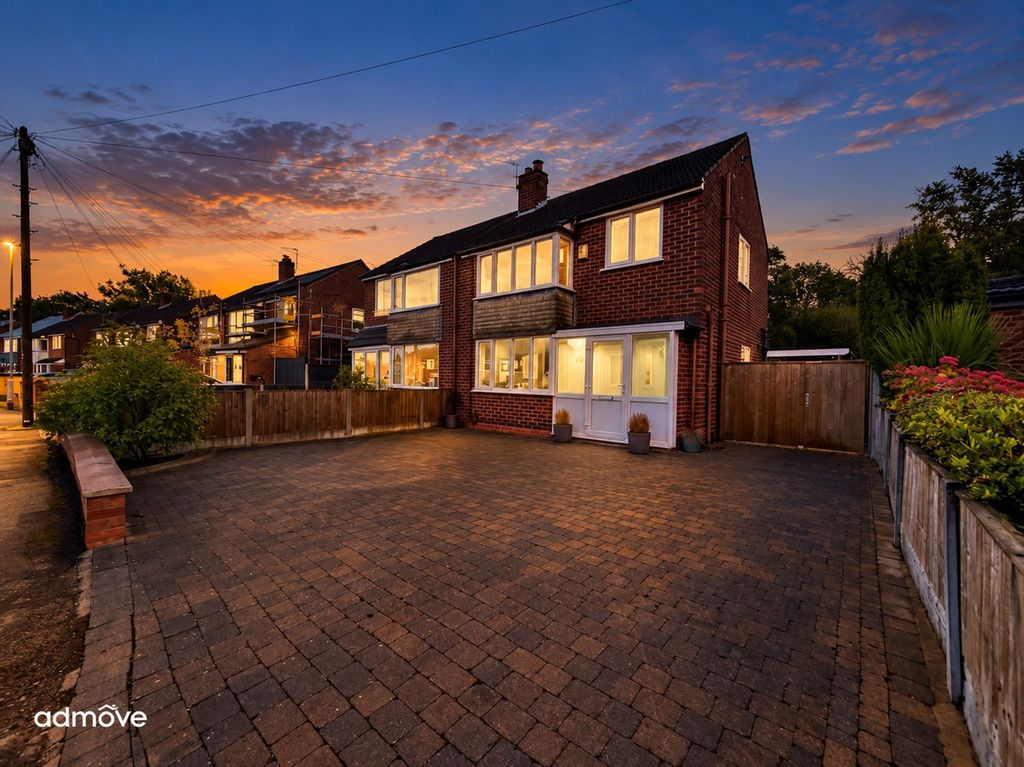 Property photo 1 of 30