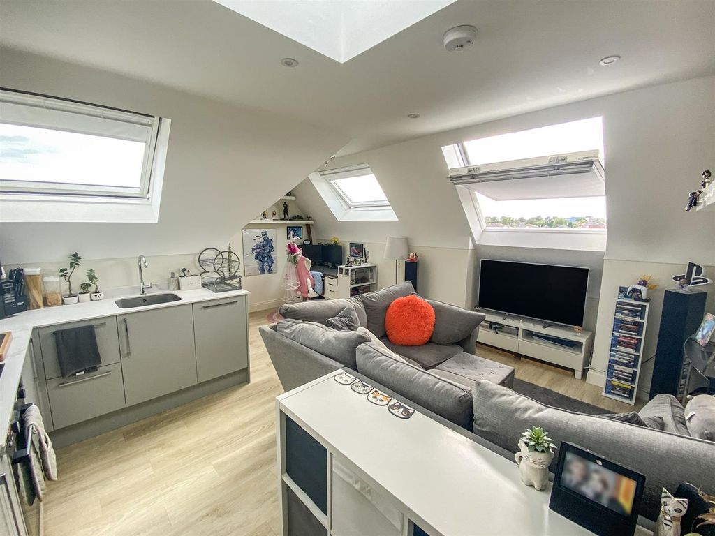 Property photo 2 of 7 Img_6265.Jpg