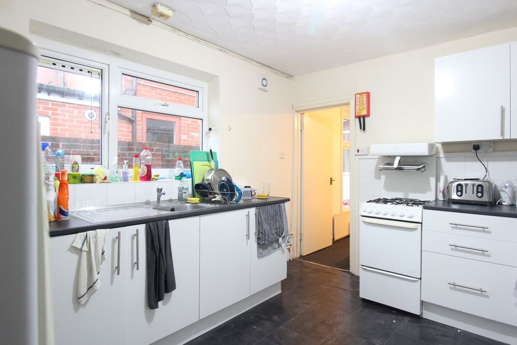 Property photo 2 of 7