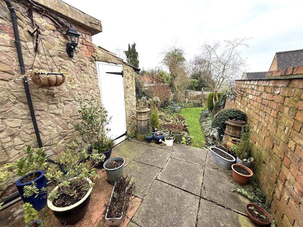 Property photo 2 of 15 Town Street 2.Jpg