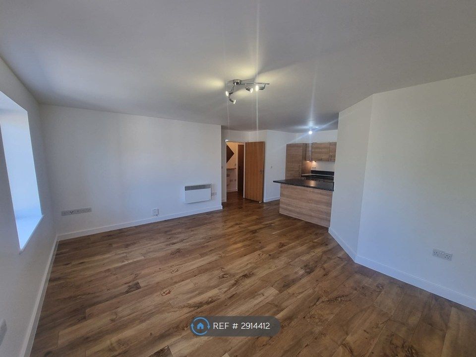 Property photo 1 of 9 Dining/Living Space