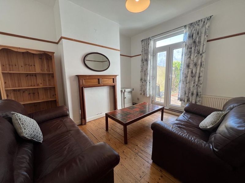 Property photo 3 of 8 Photo 9