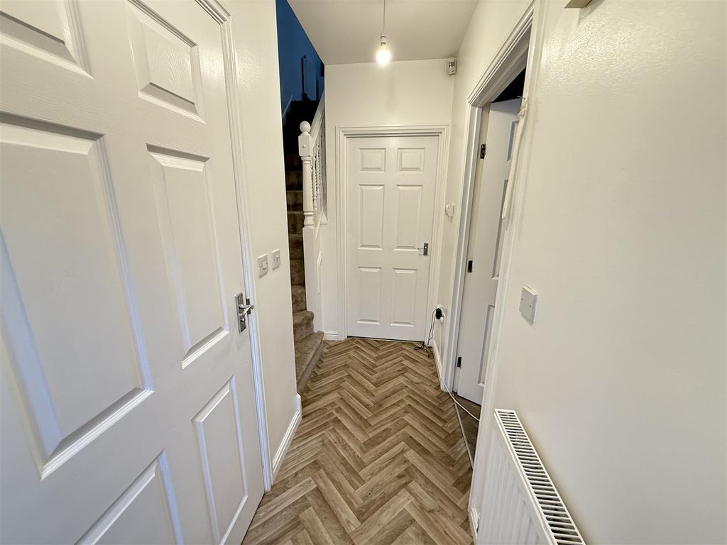 Property photo 2 of 15 Img_8661.Jpg