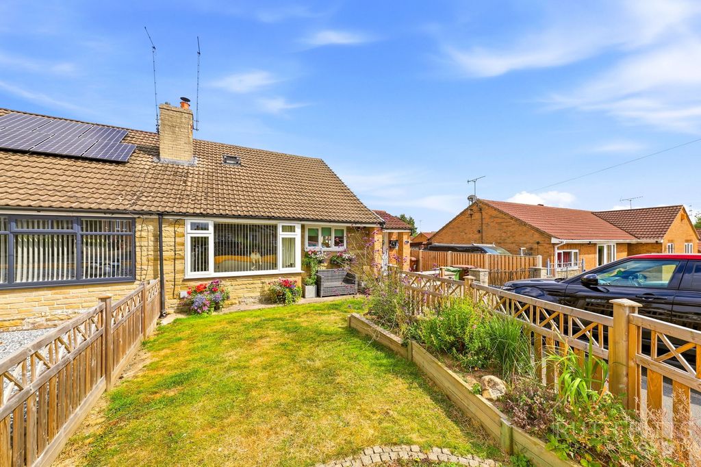 Property photo 1 of 33