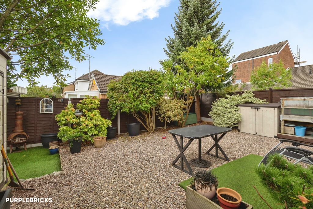 Property photo 2 of 24