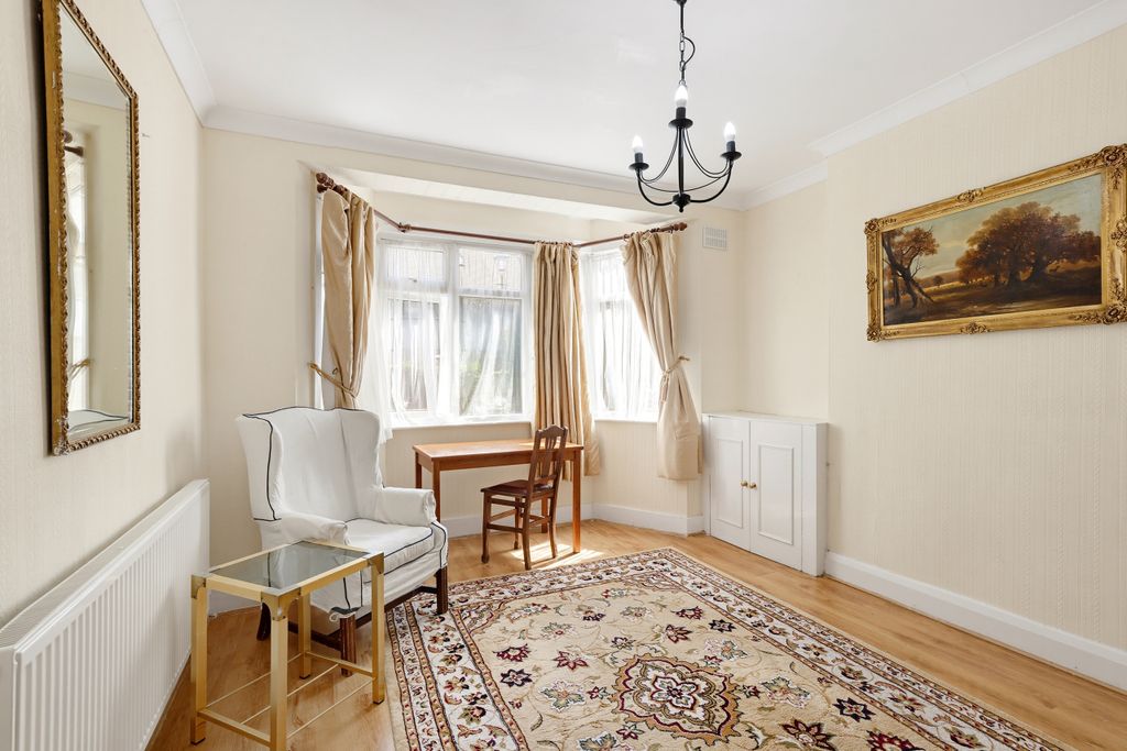 Property photo 3 of 13 Reception