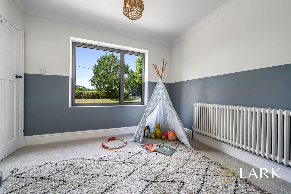 Property photo 3 of 15 Ht-Lark-Wayside-7