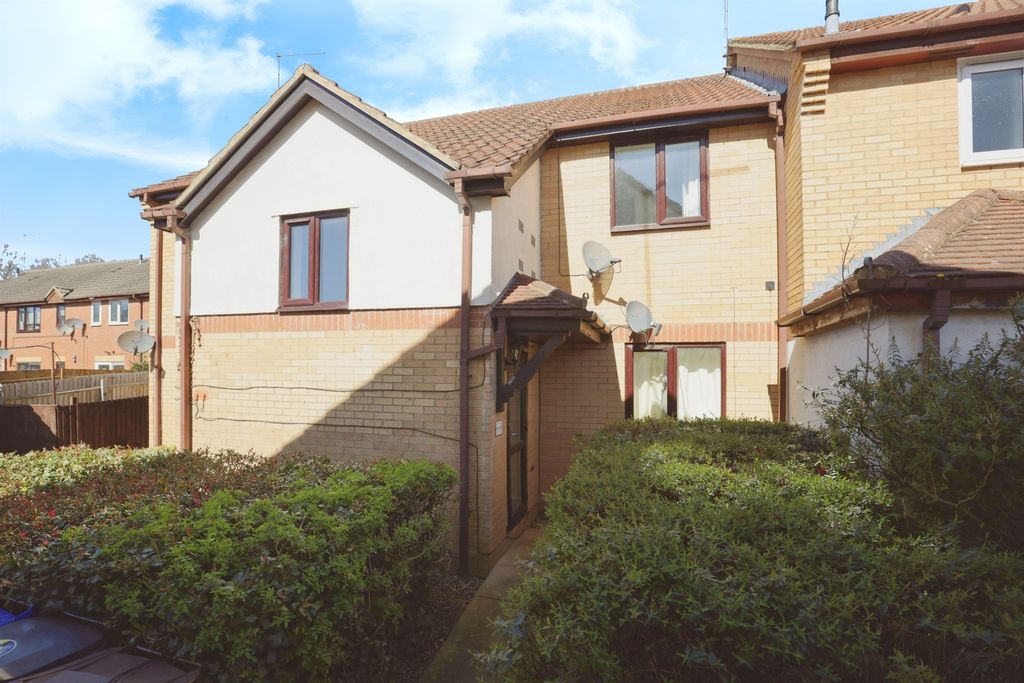 Property photo 1 of 9