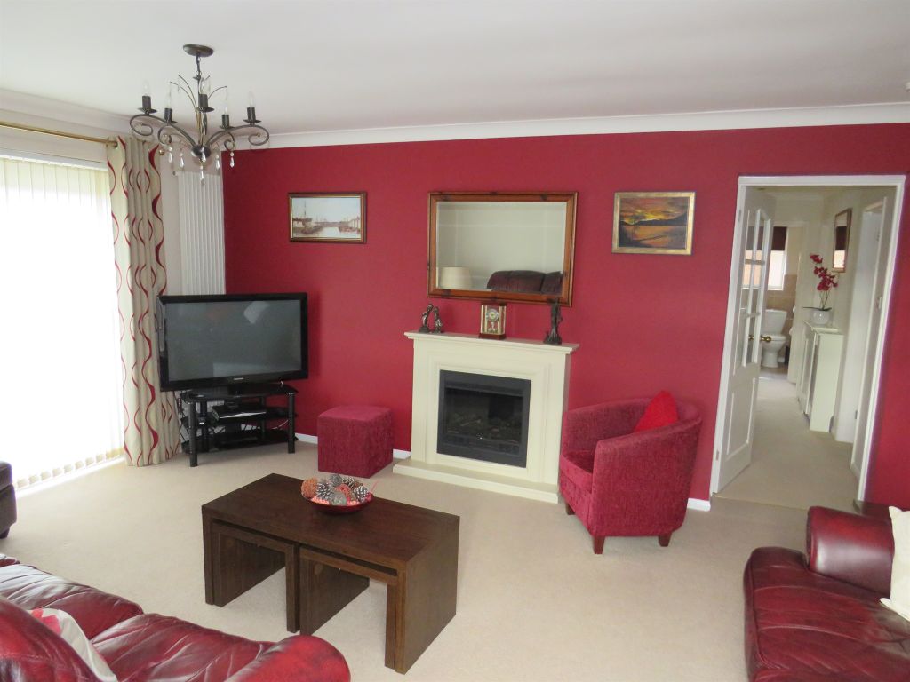 Property photo 2 of 18