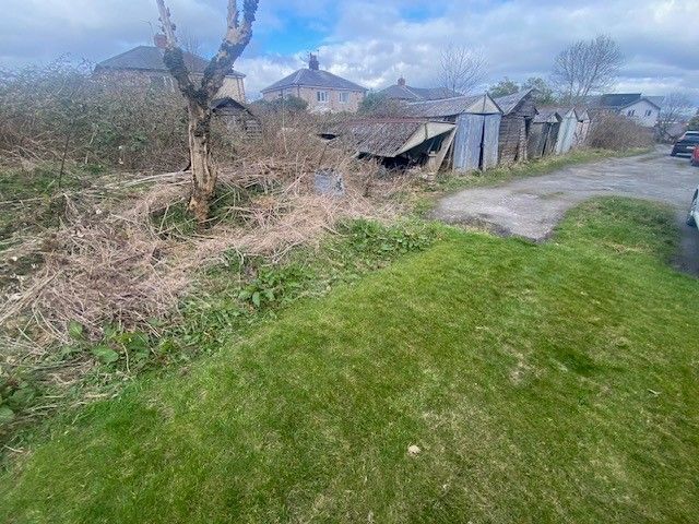 Property photo 2 of 3