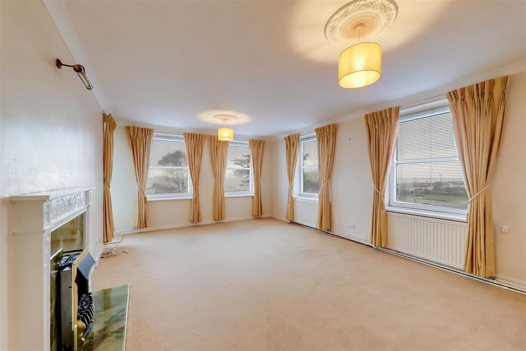 Property photo 2 of 16 Img_4558-Img_4560.Jpg