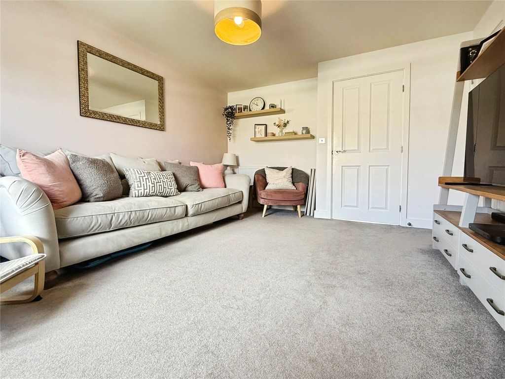 Property photo 2 of 19 Picture No. 08