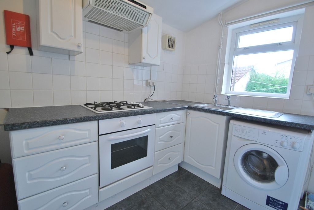 Property photo 3 of 13 Photo 12