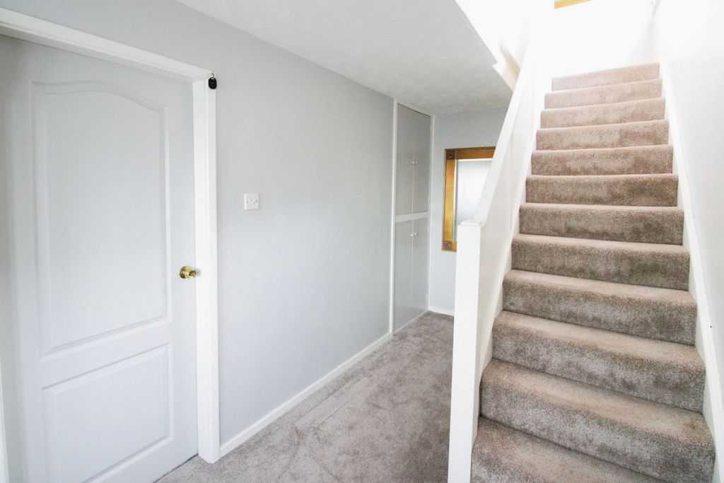 Property photo 3 of 19 43c1d613-Img_1920.Jpg