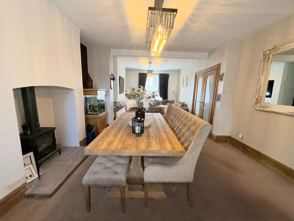 Property photo 3 of 26