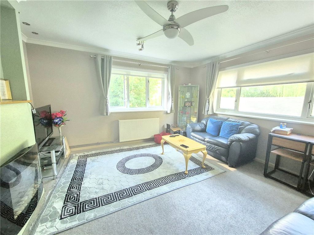 Property photo 1 of 12 Picture No. 22