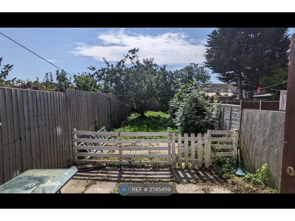 Property photo 3 of 8